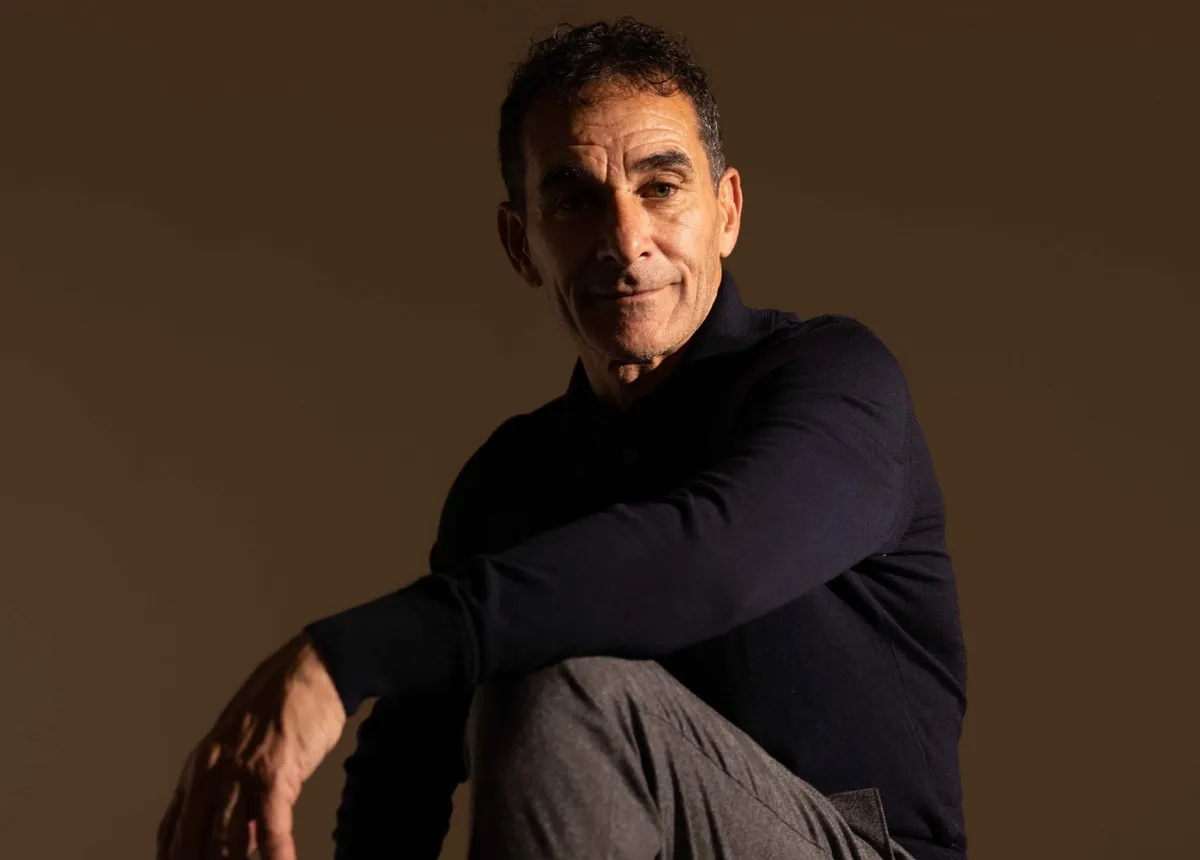 Gerald Vanenburg, Timnas Indonesia, Pelatih Kepala, Timnas U-23, pengalaman sepak bola, Piala Eropa, Patrick Kluivert, Timnas U-20, sepak bola Indonesia, pelatih legendaris, karir sepak bola, pengalamannya luas, pelatih muda, pengalaman timnas, pelatih timnas, PSV Eindhoven, Ajax Amsterdam, Piala Dunia 1990, gelar juara, pelatih sepak bola.