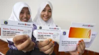 sekolah gratis, program sekolah gratis, KJP Plus, DPRD DKI Jakarta, kebijakan sekolah gratis, regulasi sekolah gratis, sekolah swasta gratis, KJP dan sekolah gratis, pendidikan DKI Jakarta, perda pendidikan