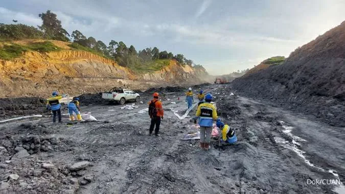 petrindo jaya kreasi, saham CUAN, saham INDX, saham UMA, CUAN dan INDX, saham Bursa Efek, saham lonjakan harga, CUAN UMA, INDX UMA, CUAN BEI, saham Prajogo Pangestu