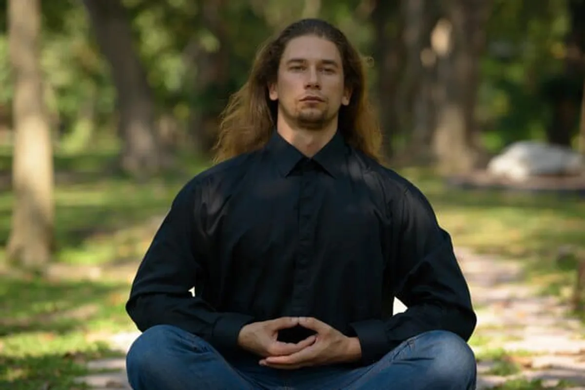 Weton magis, kebal sihir, sabtu kliwon, kamis pahing, minggu kliwon, senin pahing, energi negatif, perlindungan sihir, ilmu hitam