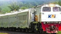Tiket Kereta Api, Mudik Lebaran, Pemesanan Tiket, Kereta Api 2025, PT KAI, Aplikasi Access by KAI, Booking KAI, Tips Mudik, Jadwal Pemesanan