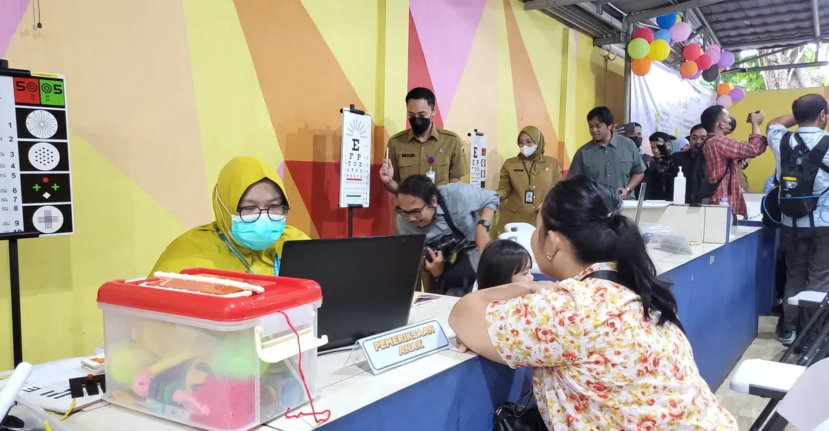 Cek kesehatan gratis, pendaftaran CKG, pemeriksaan kesehatan, bayi baru lahir, balita, dewasa, Satusehat, puskesmas terdekat, deteksi dini kesehatan.