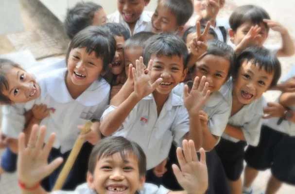 KJP Plus, dana bansos, saldo KJP, bantuan pendidikan, cek penerima, siswa Jakarta, pencairan dana, bantuan sekolah, Dapodik DTKS, NIK KTP, dana gratis, jenjang pendidikan, rekening Bank DKI, cek saldo, SPP sekolah, pencairan Februari, bantuan finansial, biaya sekolah, penerima KJP, tahap 2