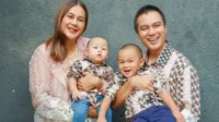 Baim Wong, Paula Verhoeven, perceraian Baim Paula, anak-anak Kiano Kenzo, kebahagiaan keluarga, momen kebersamaan, Instagram Baim Wong, keluarga bahagia