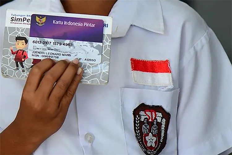 PIP Kemdikbud 2025 cair jadwal pencairan, dana PIP, PIP 2025, cara cek PIP, cara cairkan PIP, bantuan pendidikan, program PIP, pencairan dana, syarat PIP, cek penerima PIP, rekening PIP, sekolah PIP, bank penyalur PIP, termin PIP, daftar PIP 2025, PIP, Program Indonesia Pintar