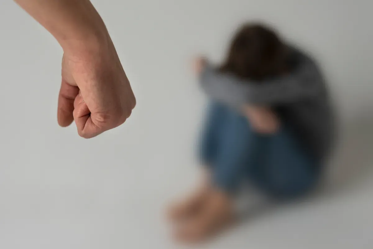 ilustrasi-pemukulan Perda Jakarta, perlindungan anak, kekerasan perempuan, DPRD Jakarta, revisi Perda, hukum perlindungan, kasus meningkat, perempuan berdaya, keamanan anak