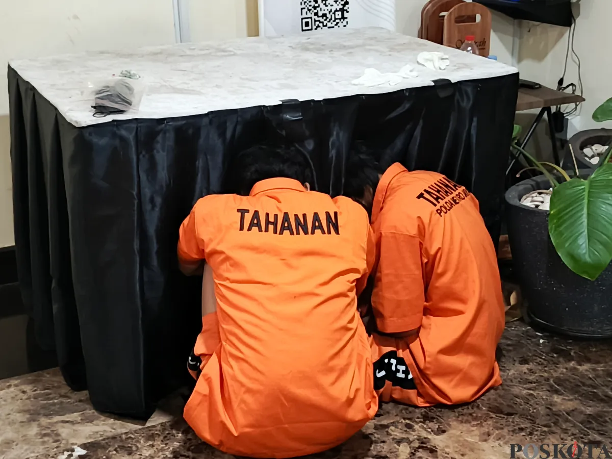 jambret HP, pencurian dengan kekerasan, kriminal Jakarta, pelaku jambret, kasus kriminal, maling ketangkep, polisi Jakarta, aksi kejahatan, anak jadi korban, kejahatan jalanan, hukuman pencurian, kriminalitas Depok, kasus residivis, berita kriminal terbaru, pencurian HP.