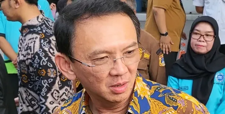 Foto_20241231_182632_fGU Korupsi Pertamina, Ahok saksi, Kejagung periksa, minyak mentah, BBM impor, kerugian negara, pejabat tersangka, data rapat, ekspor minyak, broker BBM