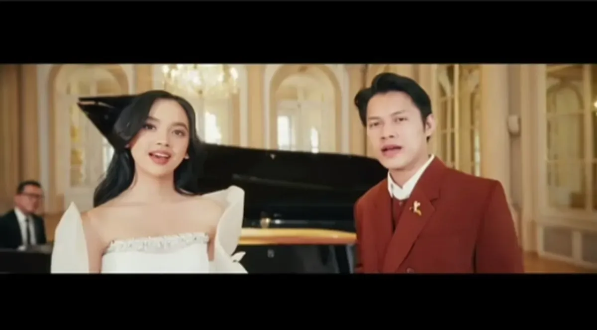 Rony Parulina duet, Lyodra Ginting, Kau Selalu di Hati, Indonesian Idol, video klip romantis, lirik lagu, harmoni vokal, musik Indonesia, Rony Lyodra kolaborasi.