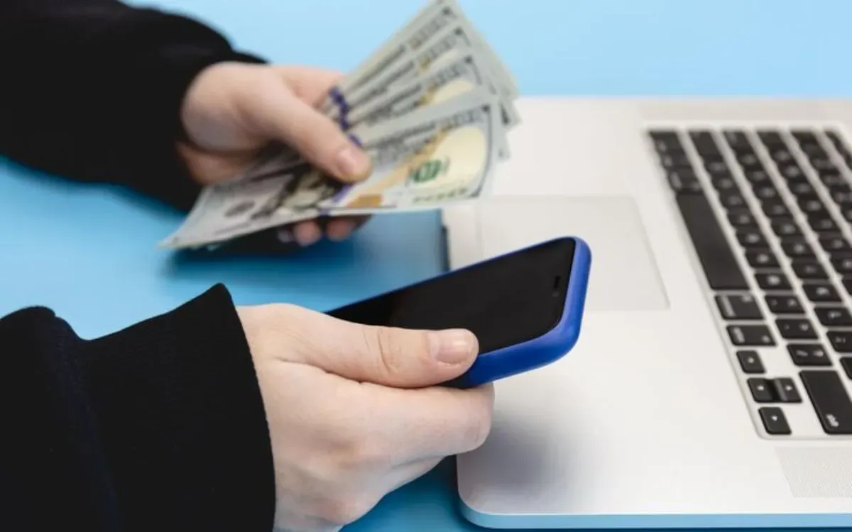 pinjol ilegal, daftar pinjol ilegal, OJK 2025, pinjaman online ilegal, waspada pinjol