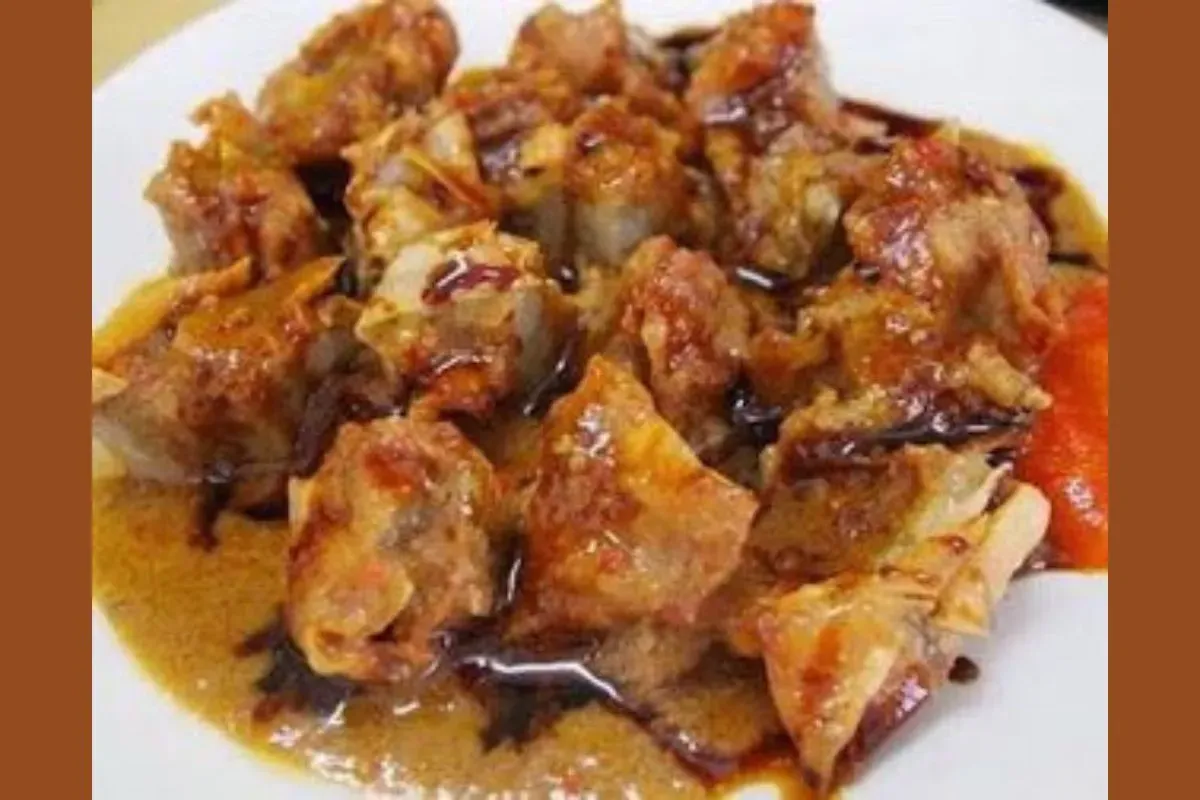 kuliner Bandung, batagor Kingsley, mie kocok Mang Dadeng, nasi kalong, sate jando, roti gempol, kedai kopi Aroma, cuanki Serayu, surabi Enhaii, oleh-oleh Bandung