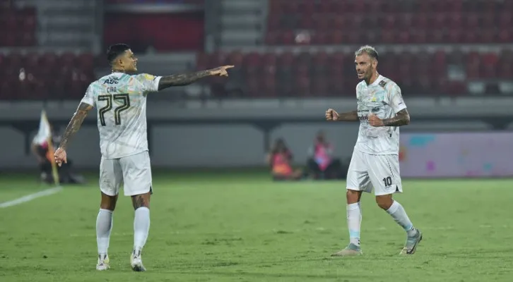 Nobar Biru, Borneo FC, Persib Bandung, Stadion Segiri, Bobotoh, tiket Nobar, CGV Paris van Java, CGV 23 Paskal, 1919 Dapur & Kopi, Liga 1 Indonesia, Persib vs Borneo FC