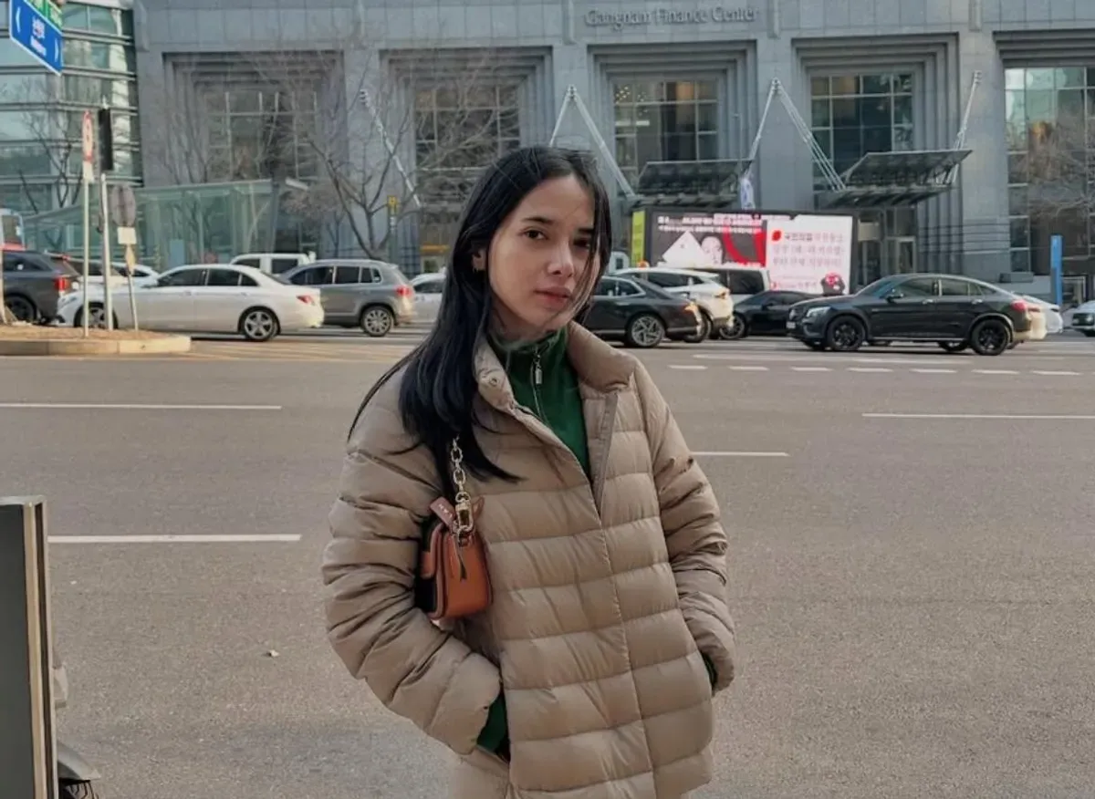 Dilan Janiyar, Bontot TikTok, pernikahan hancur, suami selingkuh, Dilan Janiyar cerita, rumah tangga retak, harta gono gini, kehidupan Dilan, TikTok ceria, dukungan netizen.