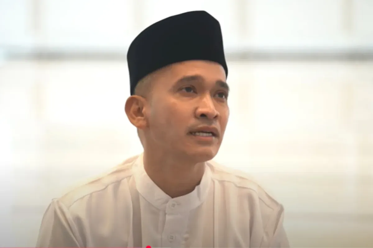 Ruben Onsu, perjalanan spiritual, keputusan besar, ketenangan batin, mualaf Islam, bimbingan agama, dukungan sahabat