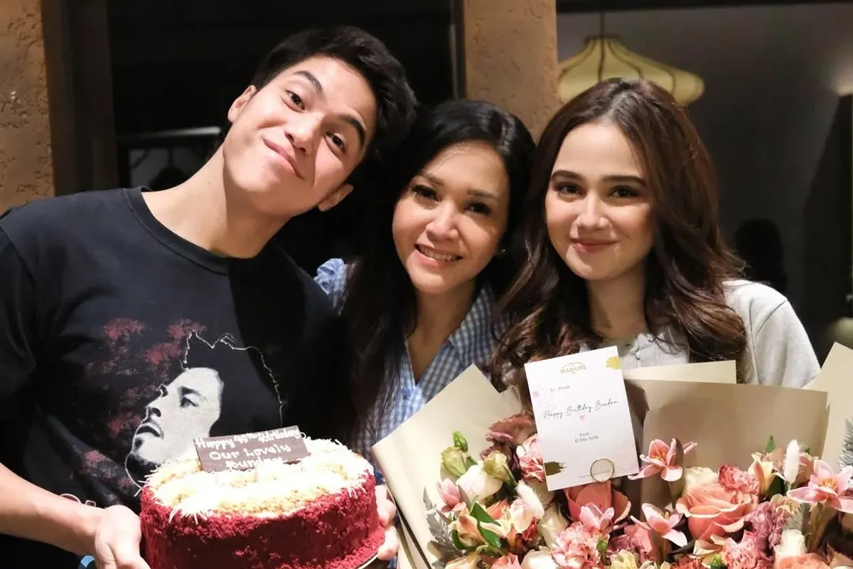 El Rumi menikah, Syifa Hadju El Rumi, Bunda Maia Estianty, Tissa Biani dukung El, kabar El Rumi nikah, hubungan El Rumi Syifa, pacaran Agustus 2024, El Rumi Syifa Hadju, Al Ghazali menikah, Alyssa Daguise pernikahan.