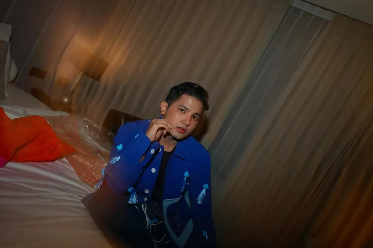 Jirayut Thailand, abang Jirayut, uang Jirayut, artis muda Thailand, keluarga amanah, kakak jujur, Jirayut podcast, Jirayut viral, kerja bareng keluarga, support system Jirayut