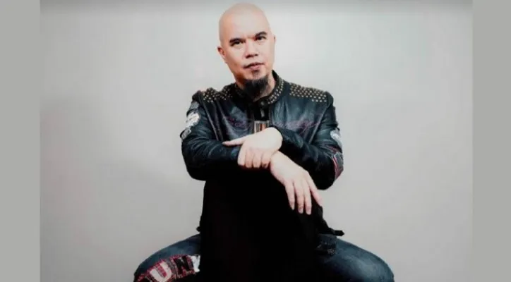 Ahmad Dhani, pernikahan Al Ghazali, Alyssa Daguise, dekorasi joglo, foto raja-raja, konsep pernikahan, wedding dream, netizen komentar, Mulan Jameela.