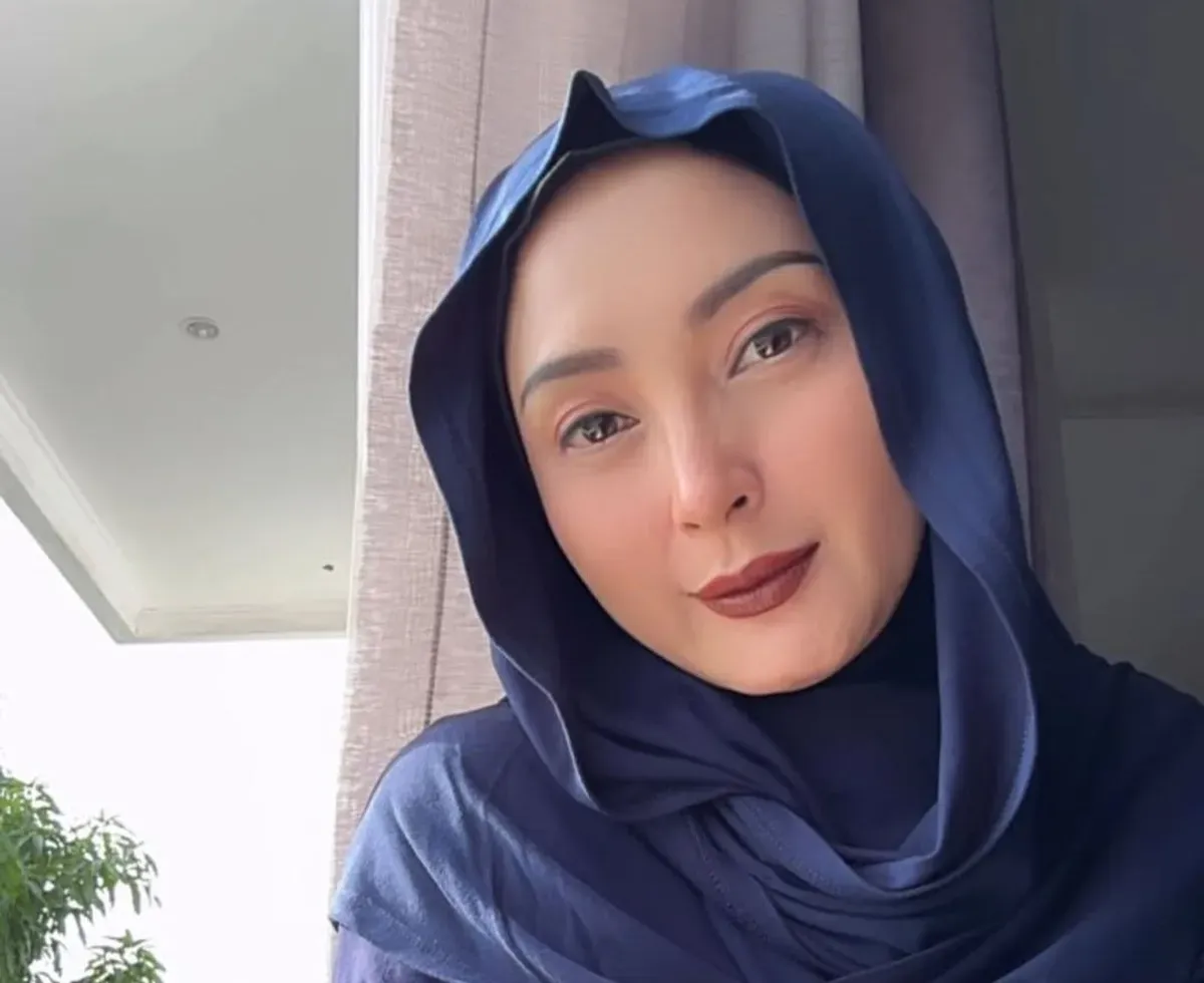 honor syuting, Della Puspita, curhat artis, rumah produksi, blacklist talent, ongkos syuting, dunia hiburan