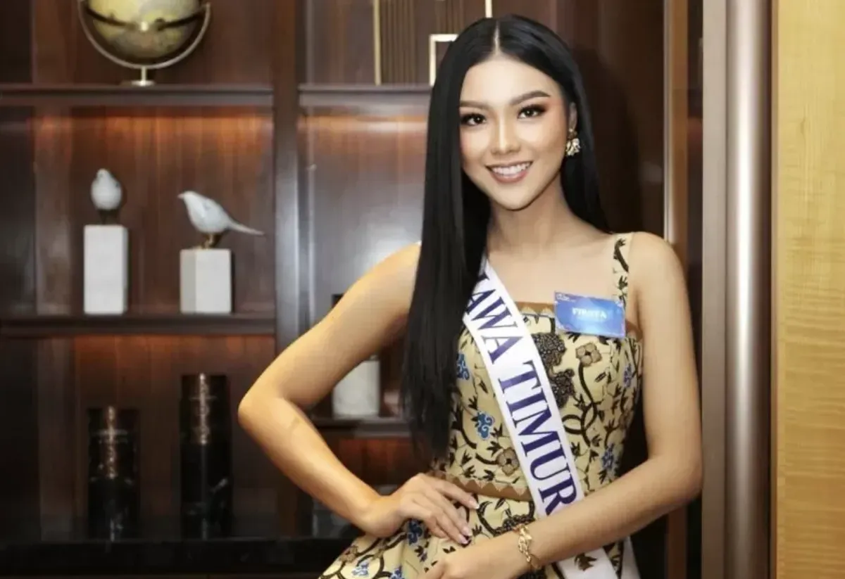 Firsta Yufi Amarta Putri, Puteri Indonesia 2025, Jawa Timur, prestasi Firsta, Puteri Intelegensia, TikTok Firsta, media sosial, pendidikan Firsta, karier Firsta, perempuan inspiratif.