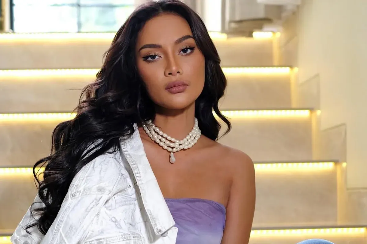 Erika Carlina, Aldy Maldini, kasus penipuan, dinner eksklusif, mantan pacar, fans kecewa, kasus viral, jawaban Erika, drama seleb.