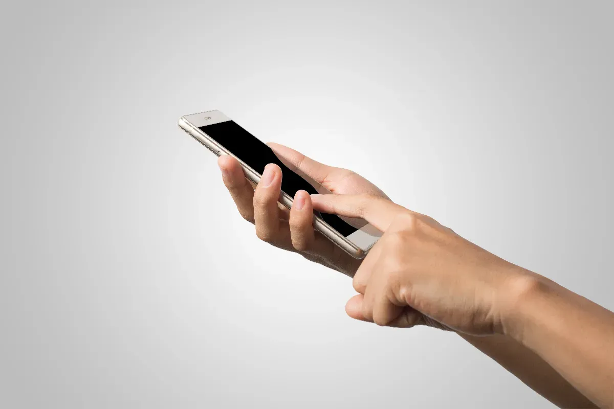 internet lambat, cara atasi internet, restart hp, tutup aplikasi, bersihkan cache, internet ngebut, koneksi internet, tips internet cepat