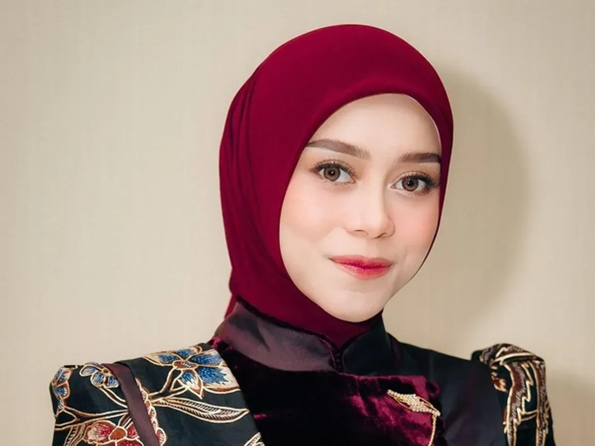 Lesti Kejora, cover lagu, hak cipta, dugaan pelanggaran, Yoni Dores, tim hukum, rekaman ulang, mechanical rights, laporan polisi, industri musik