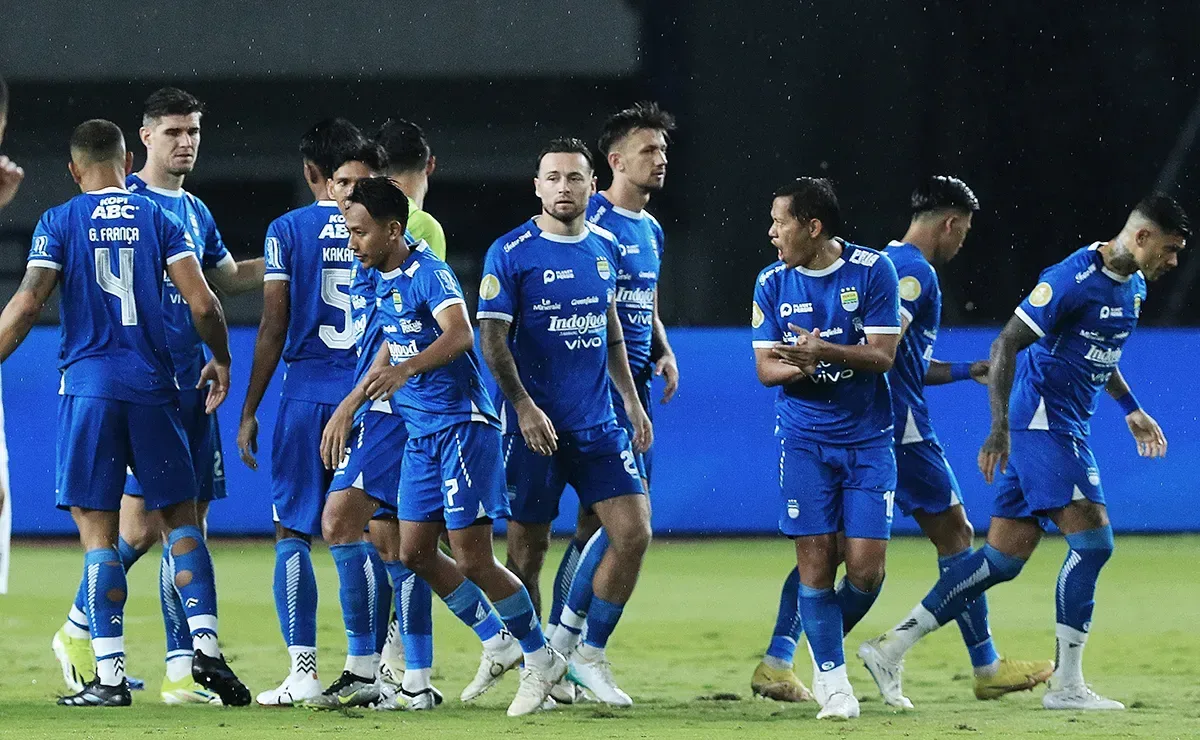 Persib Bandung, Persita, Liga 1, Ciro Alves, Edo Febriansyah, Nick Kuipers, Kakang Rudianto, Marc Klok, Adam Alis, Absensi Pemain