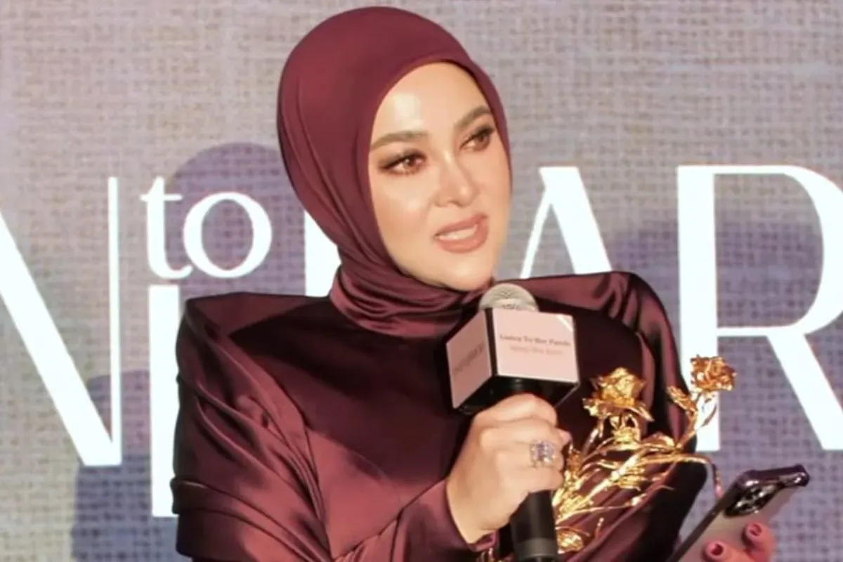 Syahrini UNESCO, penghargaan internasional, perempuan kuat, vakum musik, comeback Syahrini, ibu dan karier, perempuan Asia Tenggara, pidato Syahrini, Princess panggilan ayah, empowering women