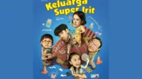 film super irit, gaya hidup hemat, keluarga toni sukaharta, dwi sasono widi mulia, komedi keluarga lokal, adaptasi komik korea, falcon pictures 2025, tayang bioskop juni, komedi dan empati, sinopsis film lucu