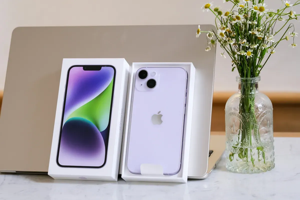 harga iPhone 14, spesifikasi iPhone 14, iPhone 14 iBox, iPhone 14 murah, diskon iPhone 2025, performa iPhone 14