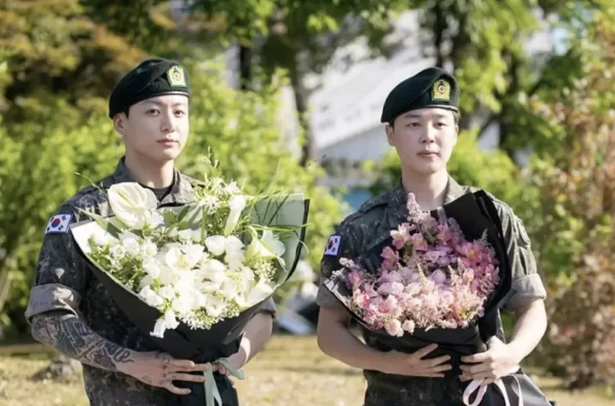 Jimin Jungkook, BTS comeback, wajib militer BTS, ARMY global, Dan-gyeol Korea, Jimin terharu, Jungkook tanpa makeup, momen Yeoncheon, proyek HYBE, era baru BTS, idol Korea bertanggung jawab, solidaritas ARMY