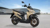honda beat deluxe, beat street vs deluxe, motor matic honda, fitur iss beat, harga beat street, motor gen z, skutik entry level