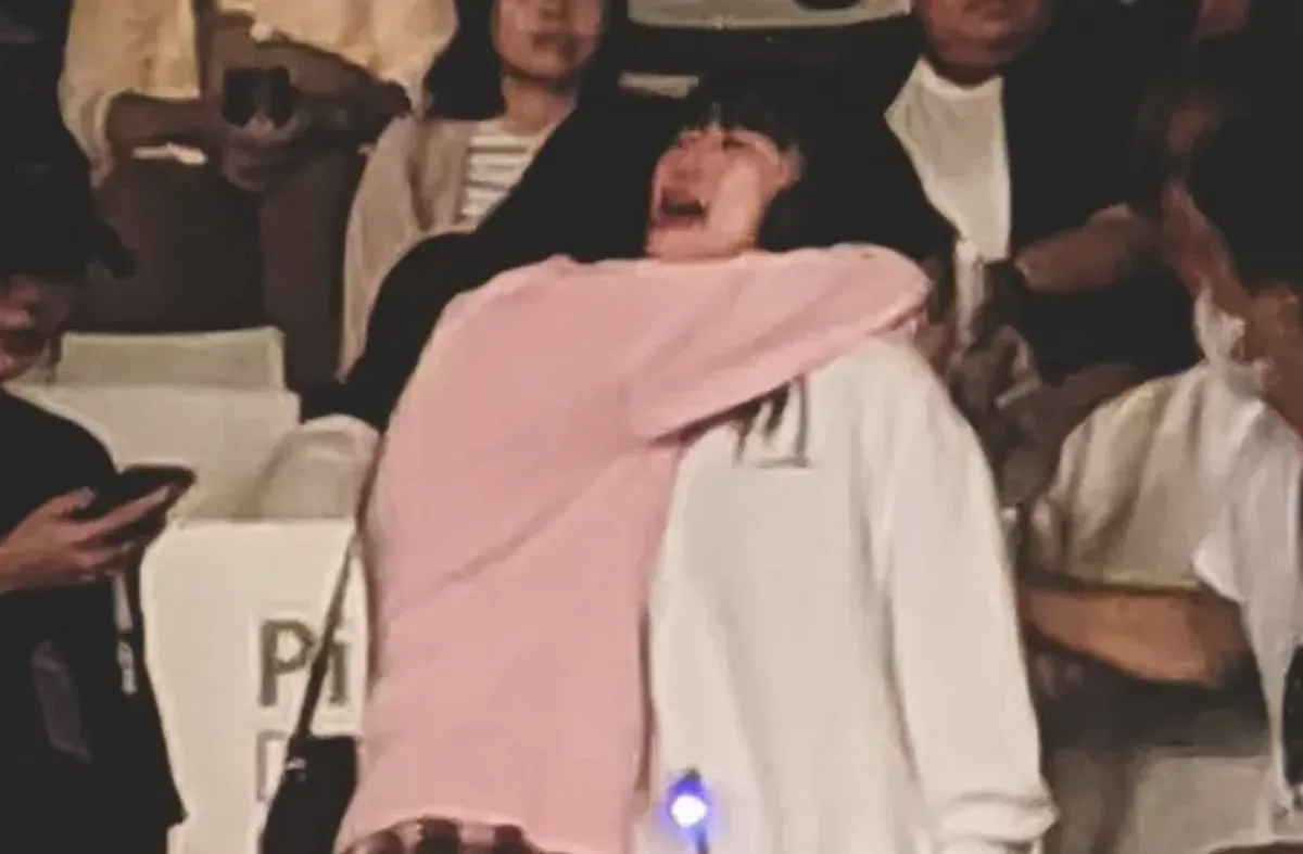 konser full house, fans JKT48, encore hilang, protes diam, aksi senyap, haruka nakagawa, komunitas penggemar, manajemen JKT48