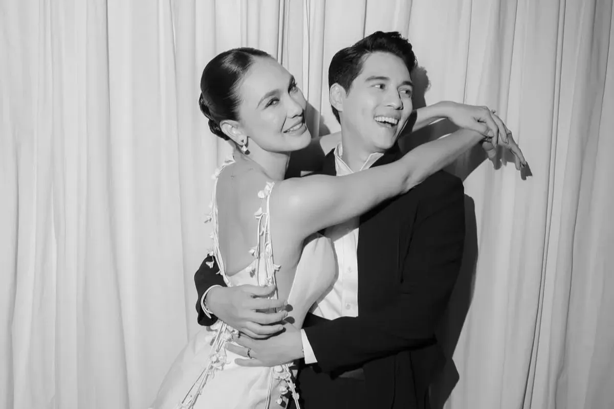 Luna Maya, Maxime Bouttier, resepsi pernikahan, gelang Bvlgari, pesta selebriti, pernikahan mewah, artis Indonesia