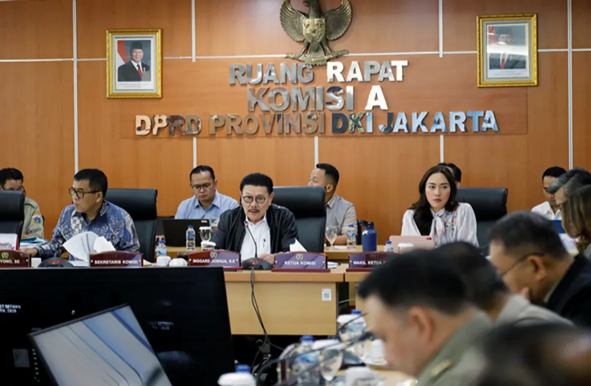 penambahan CCTV Jakarta, keamanan Jakarta meningkat, Komisi A DPRD DKI, CCTV lokasi strategis, pengawasan smart city, kamera pengawas Jakarta, titik rawan kejahatan, CCTV pemantauan banjir, pemantauan lalu lintas, sistem keamanan Jakarta