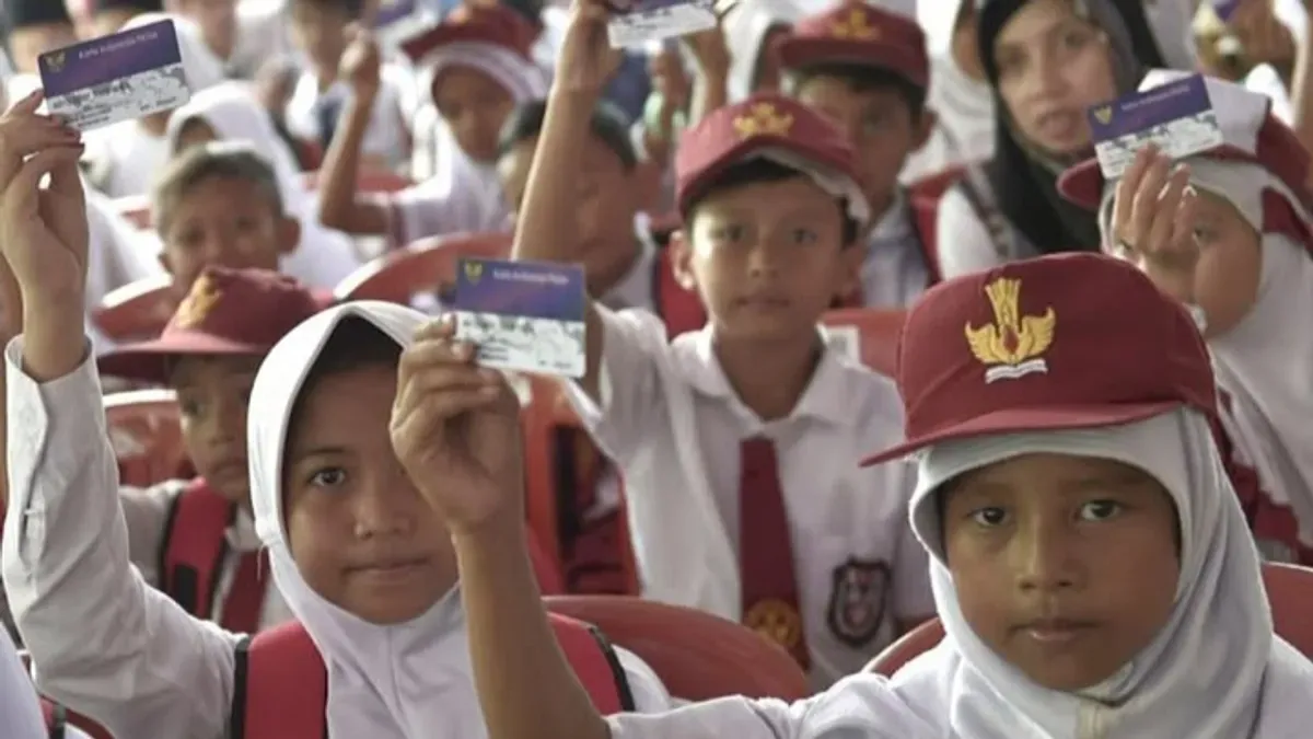 BSU 2025, bantuan pekerja, pencairan BSU, kantor pos, subsidi upah, QR code BSU, BPJS Ketenagakerjaan