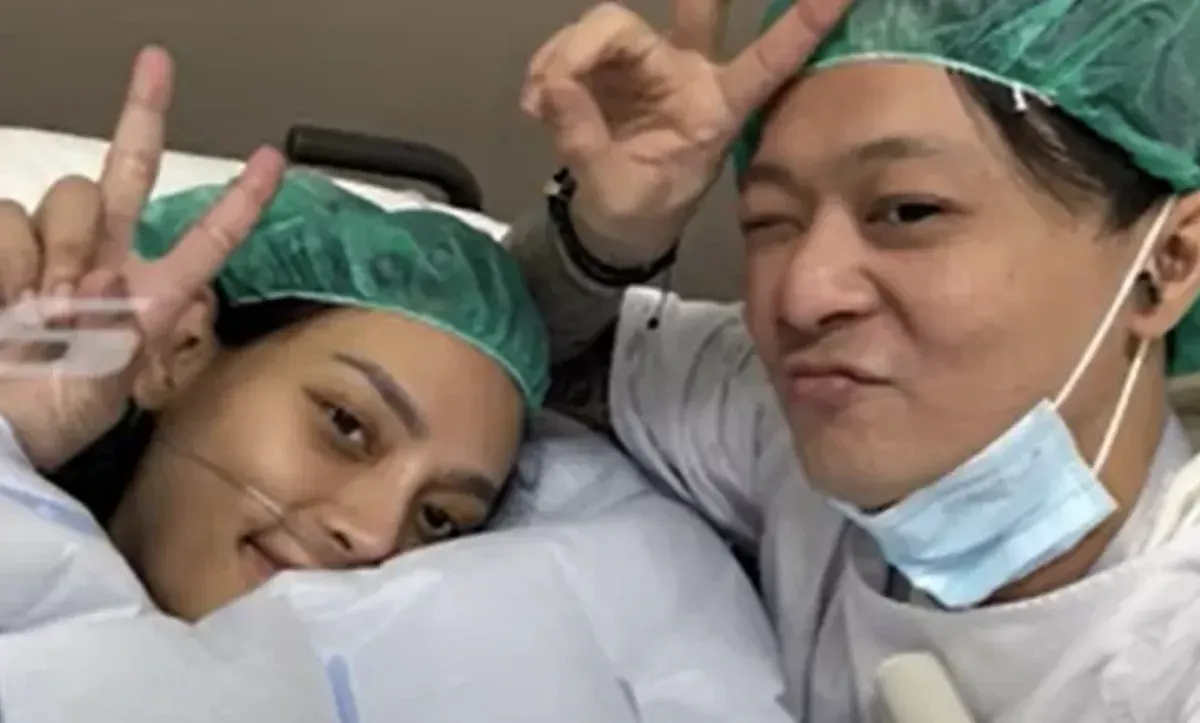 Erika Carlina, DJ Bravy, pasca melahirkan, perjuangan ibu muda, mental health ibu, ASI tidak keluar, operasi caesar, bayi Andrew Raxy Neil,