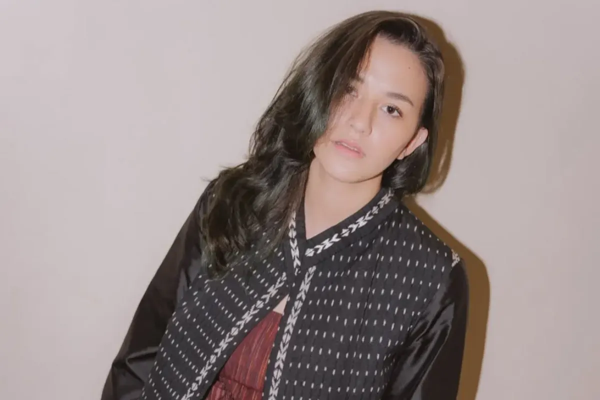 Dahlia Poland, Fandy Christian, gugatan cerai artis, rumah tangga selebriti, isu perselingkuhan Fandy, Andi Annisa, sidang cerai Bali, sinetron SCTV, netizen dukung Dahlia, Poland dan Fandy, keputusan bercerai tepat, kisah cinta gagal