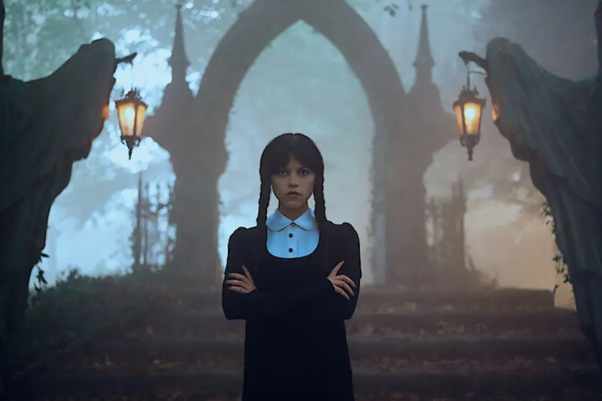 Wednesday Addams, season 2 Netflix, misteri Nevermore, vibes dark comedy, keluarga Addams, Jenna Ortega, horor remaja, serial Netflix, Enid dan Wednesday, episode terbaru