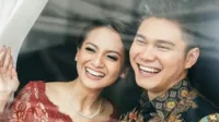 Acha Septriasa, Vicky Kharisma, co-parenting, dugaan cerai, anak Bridgia, unggahan Instagram, hubungan berakhir, pasangan selebriti, video viral, parenting bersama