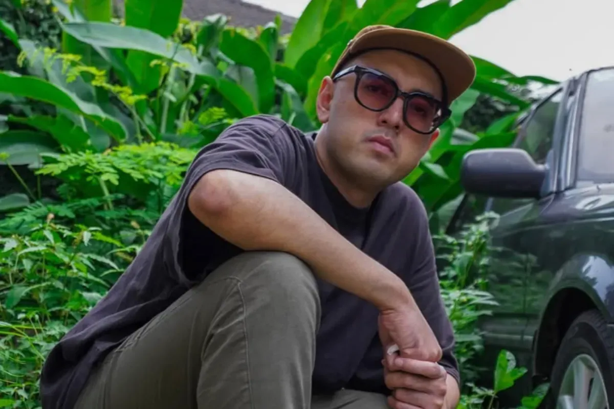 kemal palevi, isu politik, tuntutan 17+8, korupsi nadiem, kritik pemerintah, warga jaga warga, aksi unjuk rasa, solidaritas rakyat