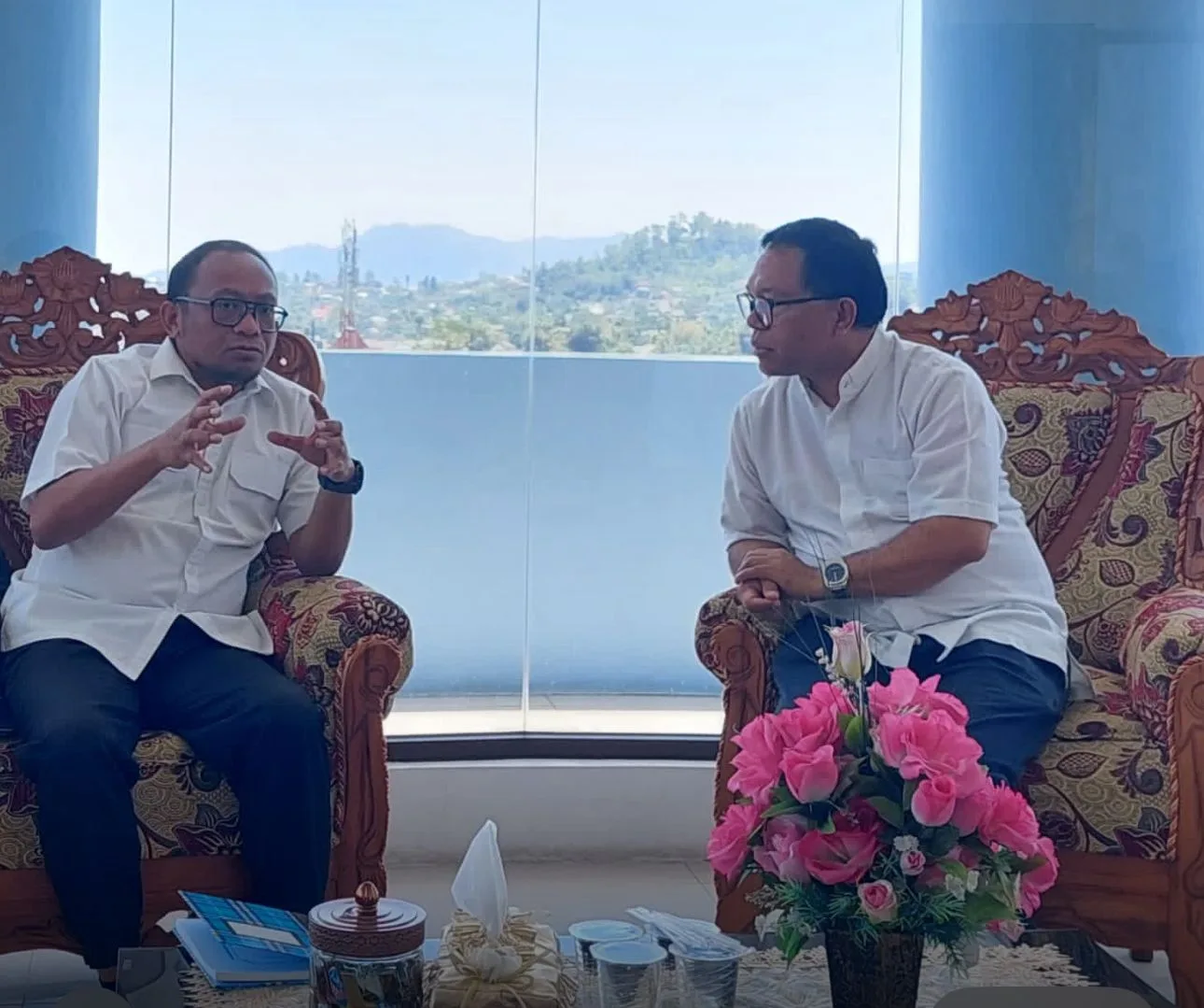 Kemenham, Kementerian Hak Asasi Manusia, Natalius Pigai, Pusat Studi Hak Asasi Manusia, Romo Agustinus Manfred Habur, Thomas Suwarta, Universitas Katolik Santu Paulus Ruteng