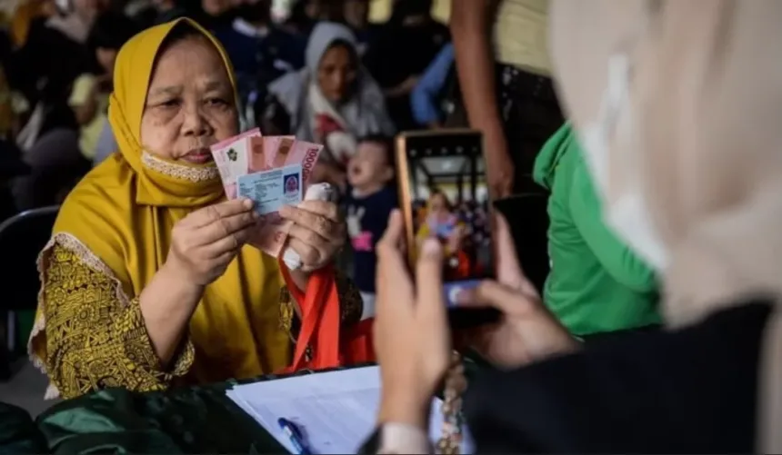 bansos, bantuan, blt, BPNT, cair, cara, cek, jadwal, Kemensos, kesra, ktp, nik, Pangan, Penerima, PKH, Tanda, tunai