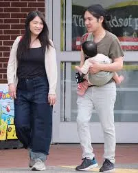 cucu, Hidup, Istana, Jepang, Kaisar, Mako Komuro, Silsilah, transformasi