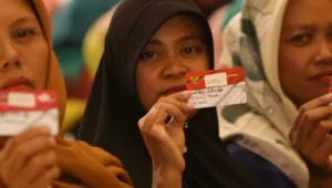 bansos, bantuan, blt, BPNT, cair, cara, cek, desil, DTKS, jadwal, Kemensos, kesra, KPM, ktp, nik, Pangan, Penerima, PKH, Sembako, Tanda, tunai
