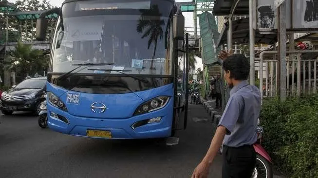3 Jam, Baru, bayar, Bus, Maksimal, Penumpang, Rp10 Ribu, Tarif, TransJabodetabek