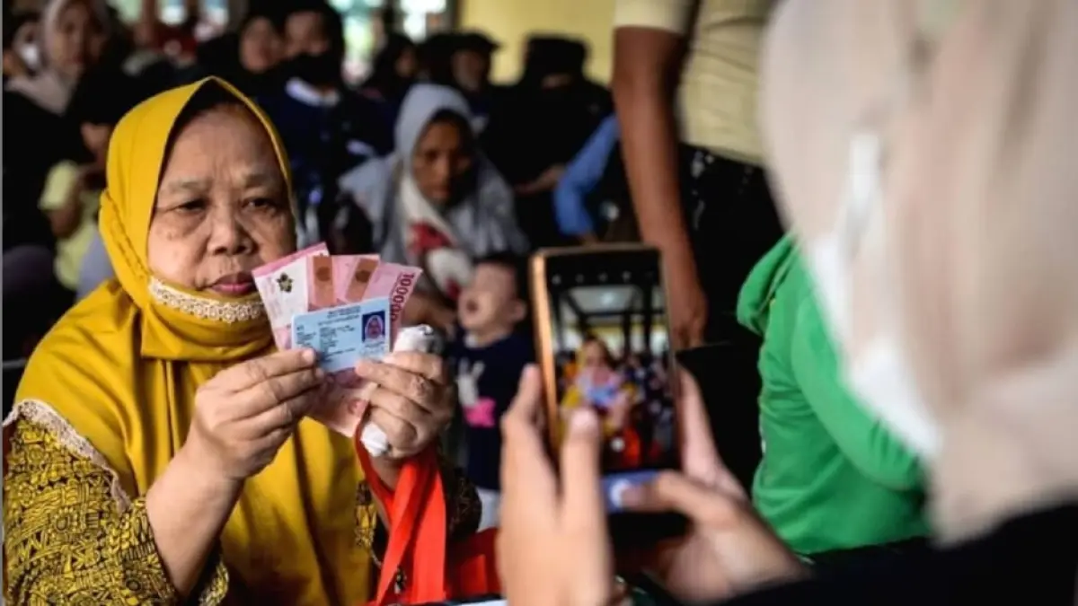 b bansos, bantuan, blt, BPNT, cair, cara, cek, desil, DTKS, jadwal, Kemensos, kesra, KPM, ktp, nik, Pangan, Penerima, PKH, Sembako, Tanda, tunai