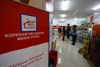 63641527e9fa171348f8958062deb582(1) Agustus, Calon, Daerah, Koperasi, Manajer, merah putih