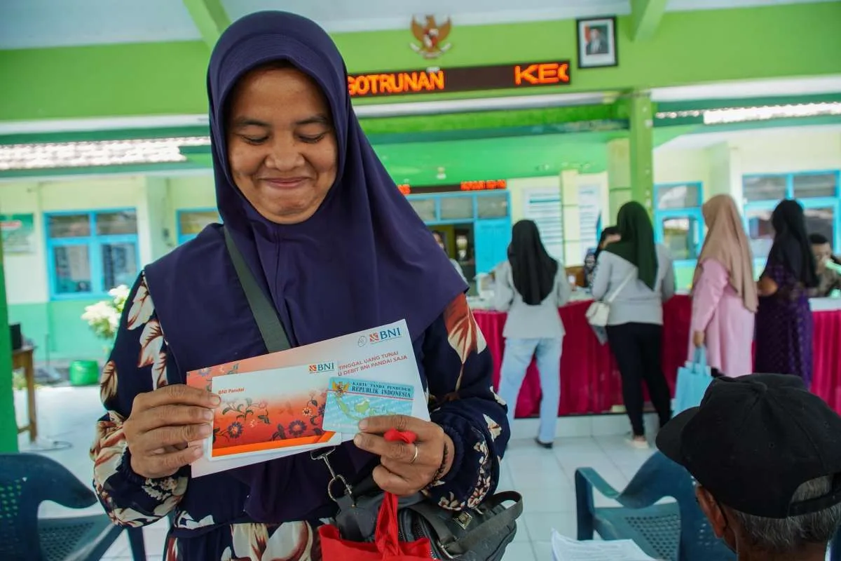 1299400067 bansos, bantuan, blt, BPNT, cair, cara, cek, desil, DTKS, jadwal, Kemensos, kesra, KPM, ktp, nik, Pangan, Penerima, Perlinsos, PKH, Sembako, Tanda, tunai