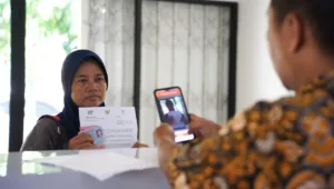 088071700_1736698567-f6d64492-5fbd-4817-9c7d-b0d28fef0d1d bansos, bantuan, blt, BPNT, cair, cara, cek, desil, DTKS, DTSEN, jadwal, Kemensos, kesra, KPM, ktp, nik, Pangan, Penerima, Perlinsos, PKH, Sembako, Tanda, tunai